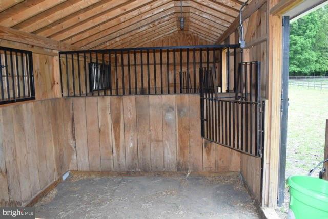 1240 Rossback Road Davidsonville, MD 21035 - Photo 13 of 25 Small Barn-interior