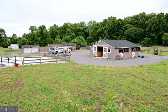 1240 Rossback Road Davidsonville, MD 21035 - Photo 20 of 25 Large Barn, Dry Lot, outbuildings