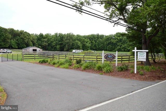 1240 Rossback Road Davidsonville, MD 21035 - Photo 8 of 25 Entrance