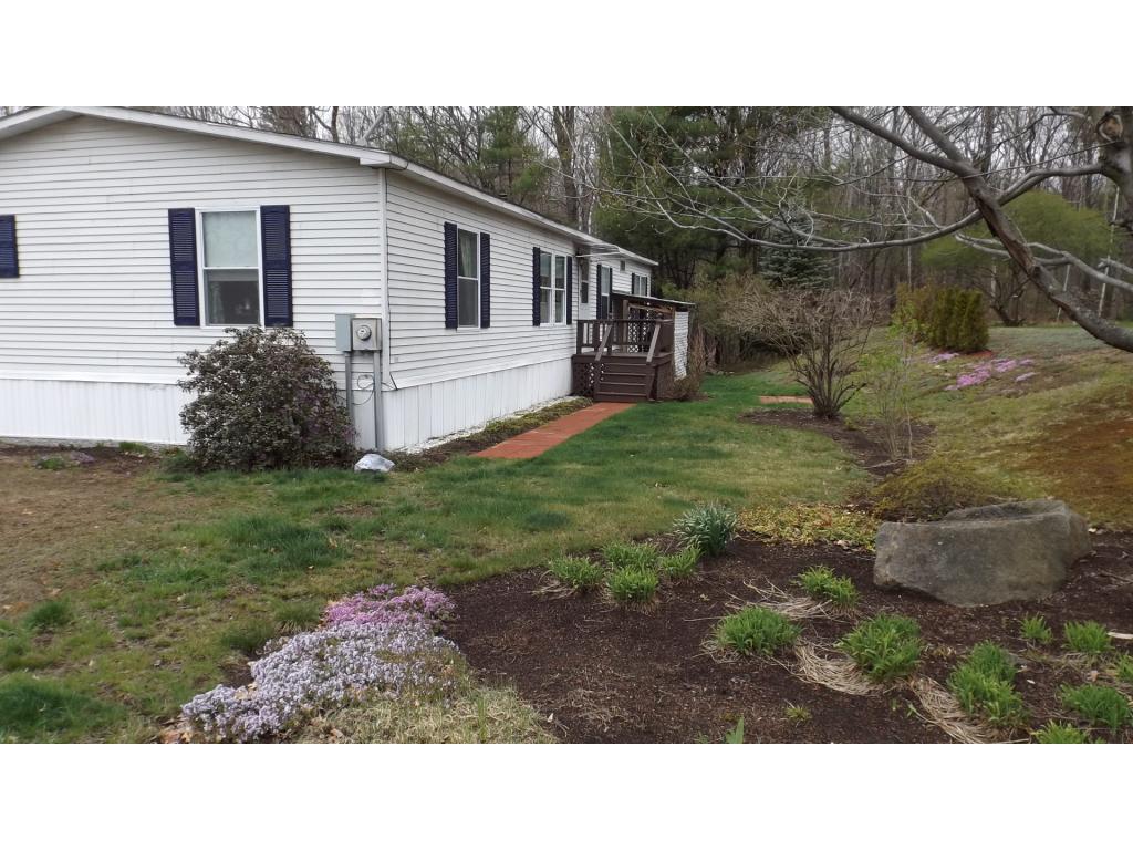 285 Redwood Road Loudon, NH 03307 - Photo 2 of 36