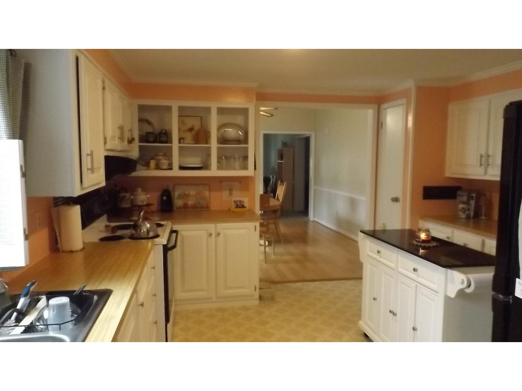 285 Redwood Road Loudon, NH 03307 - Photo 4 of 36