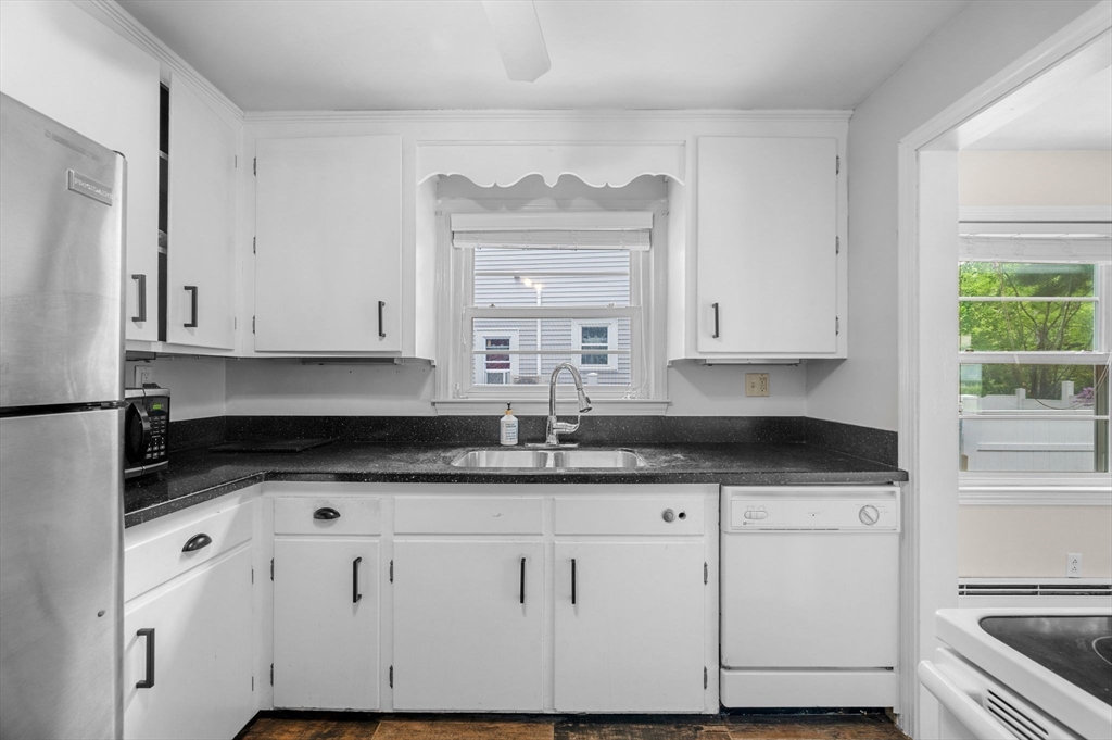 7 Edgehill Road Swampscott, MA 01907 - Photo 18 of 32 Gallery Image 18
