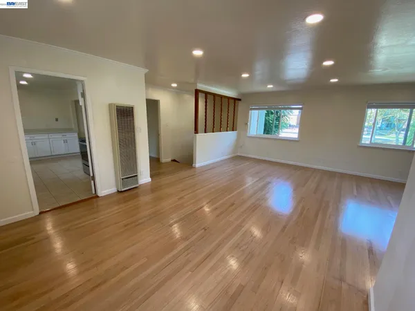 $1,299,000 | 820 Island Drive, Alameda, CA 94502