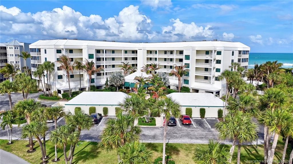 529 Northeast Plantation Road, Unit 105 Jensen Beach, FL 34957 - Photo 32 of 36