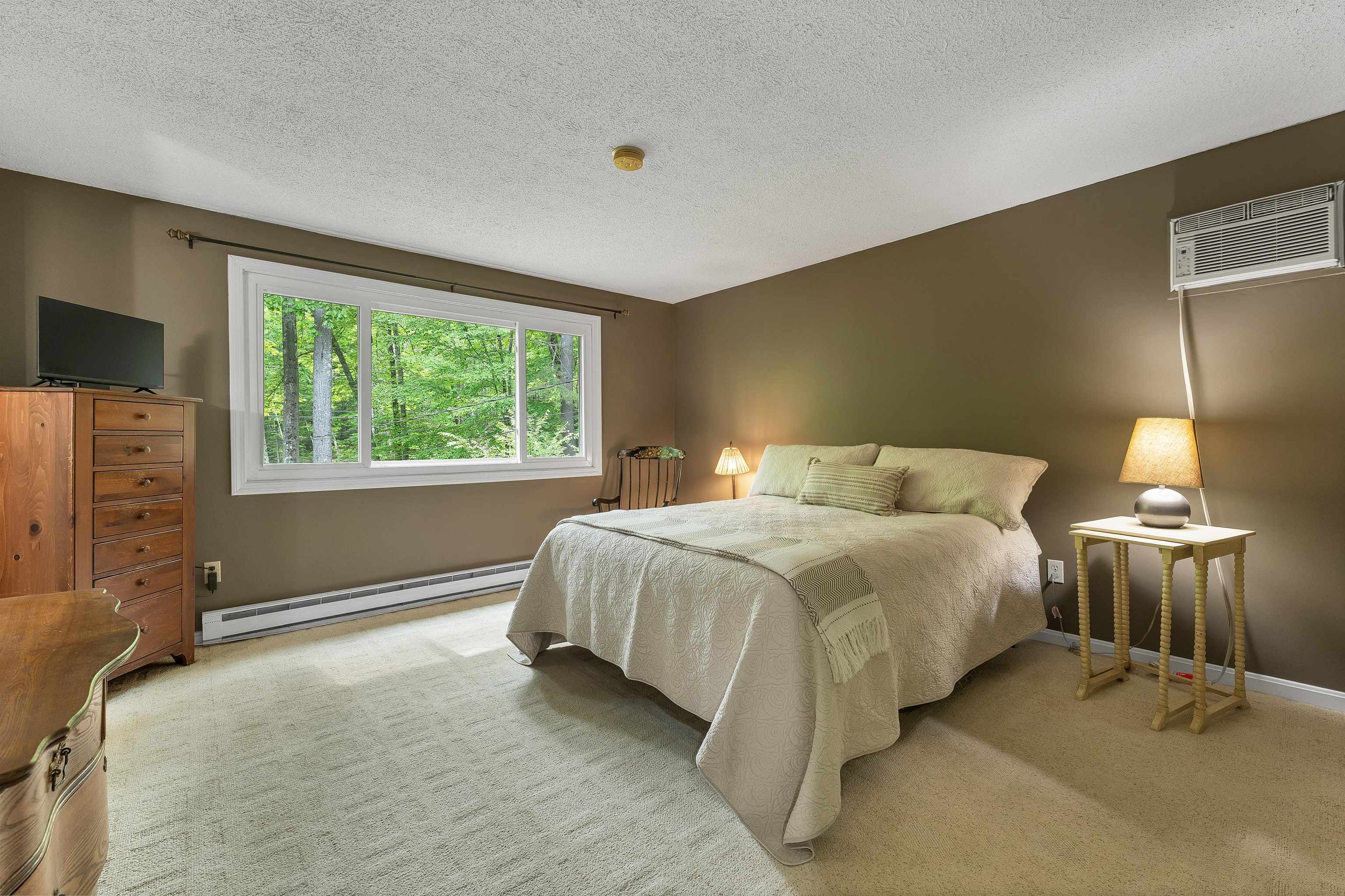 208 Liberty Hill Road Bedford, NH 03110 - Photo 15 of 29