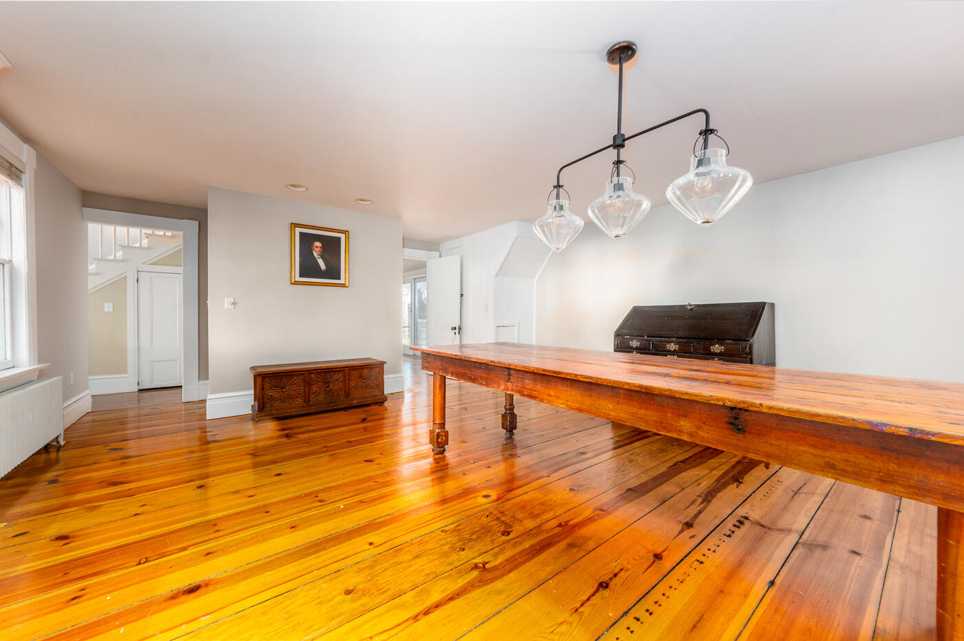 223 Main Street Wellfleet, MA 02667 - Photo 23 of 70 dine1