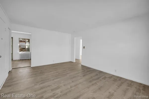 $975 | 50 Virginia Drive, Unit 6, Monroe, MI 48162
