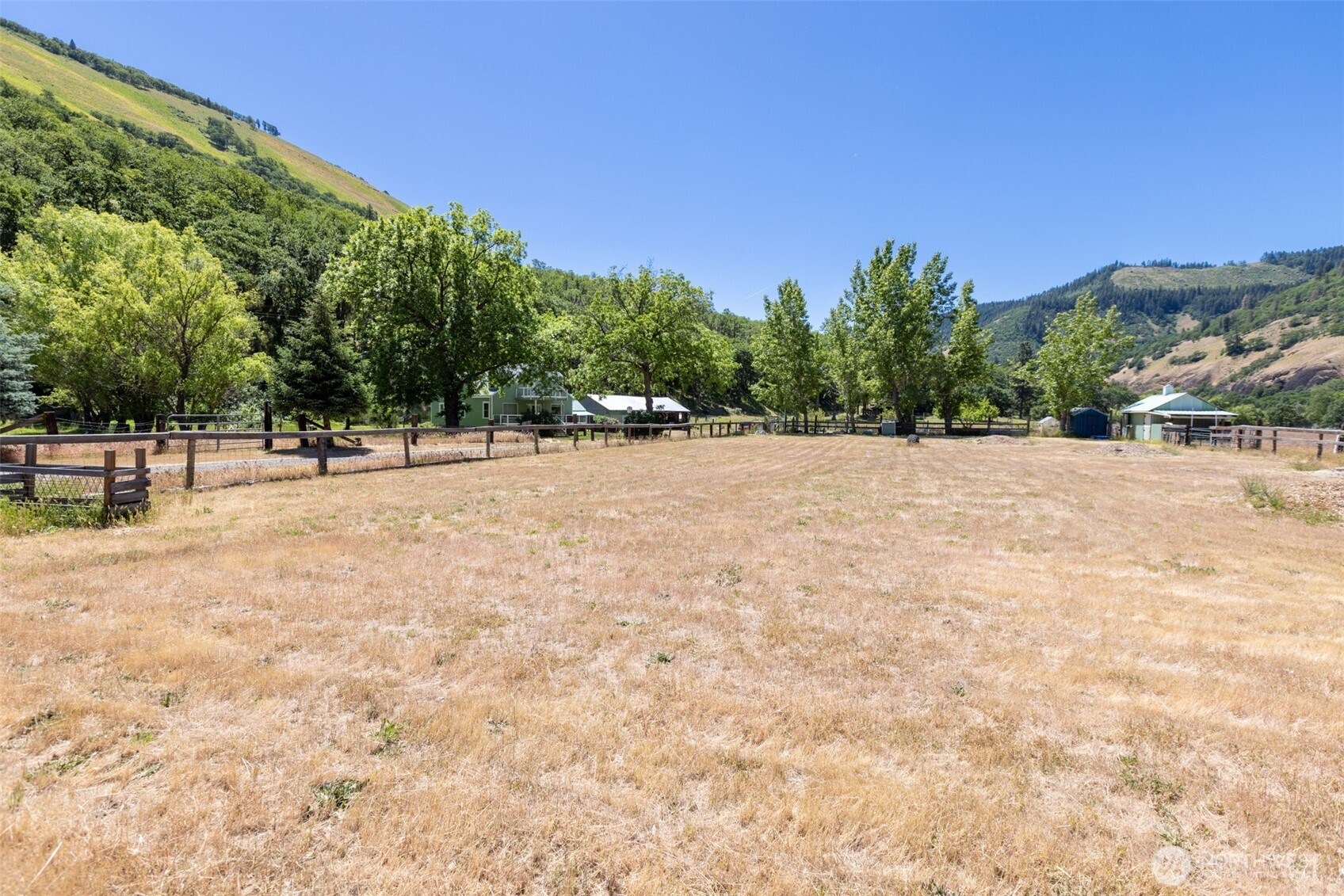 992 Highway 142 Lyle, WA 98635 - Photo 23 of 40 a view of outdoor space with garden view and trees