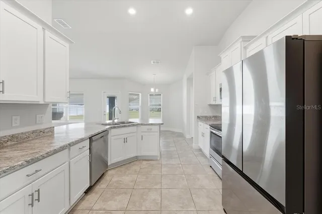 $420,000 | 5463 Knights Lndg Drive, Lakeland, FL 33810