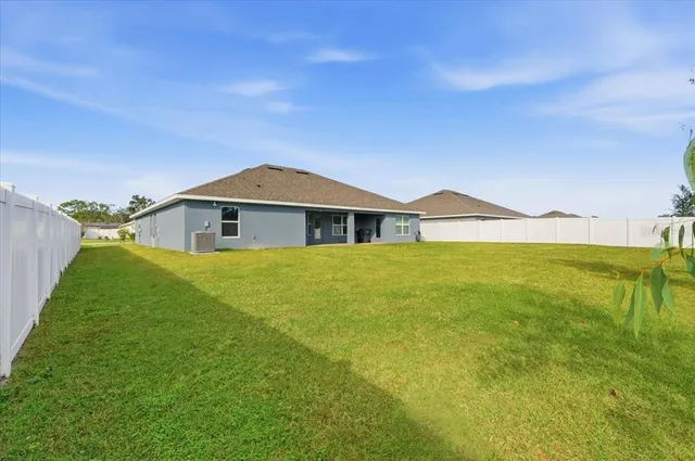 $420,000 | 5463 Knights Lndg Drive, Lakeland, FL 33810