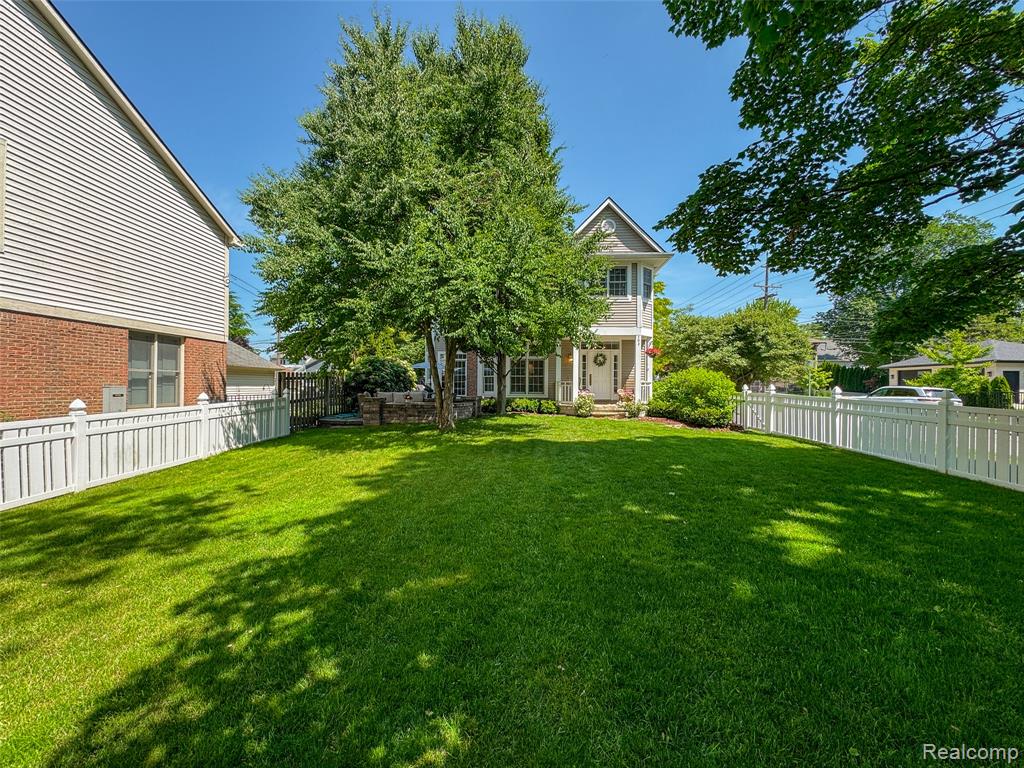302 Drace Street Rochester, MI 48307 - Photo 36 of 38