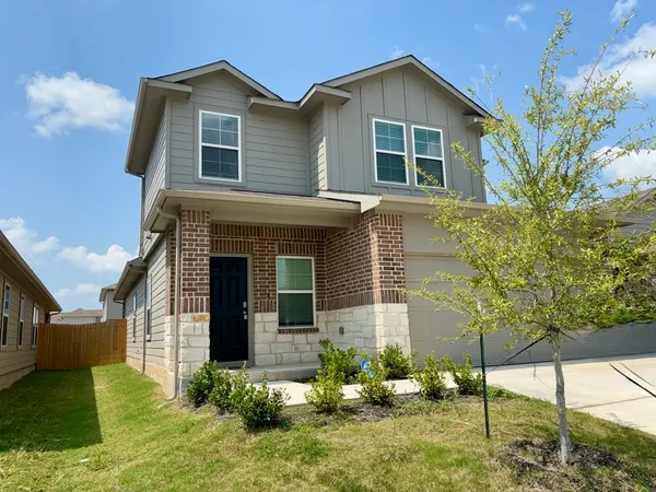 $1,695 | 13525 Open Wagon Trail, Elgin, TX 78621