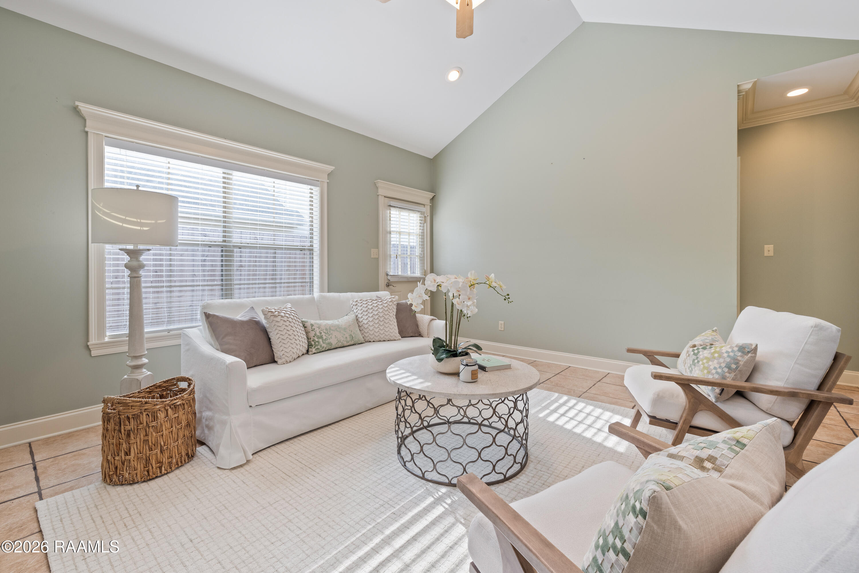 805 West Monroe Street Broussard, LA 70518 - Photo 4 of 21 w monroe-13