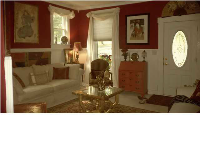 1503 Bedford Road Washington, IN 47501 - Photo 7 of 12 Gallery Image 7