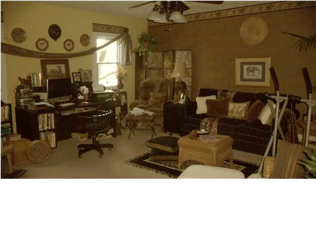 1503 Bedford Road Washington, IN 47501 - Photo 9 of 12 Gallery Image 9