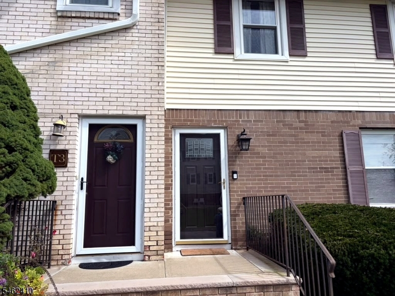 322 Richard Mine Road, Unit 4 Wharton, NJ 07885 - Photo 3 of 18 Gallery Image 3