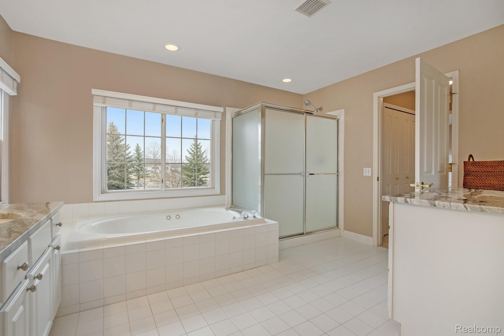 4029 Wincrest Lane Rochester, MI 48306 - Photo 22 of 42 BPG_4972.jpg