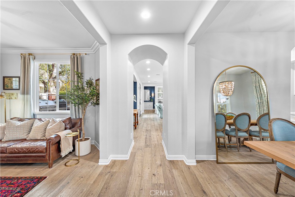 39 Bedstraw Loop Ladera Ranch, CA 92694 - Photo 11 of 63 Entry Hall
