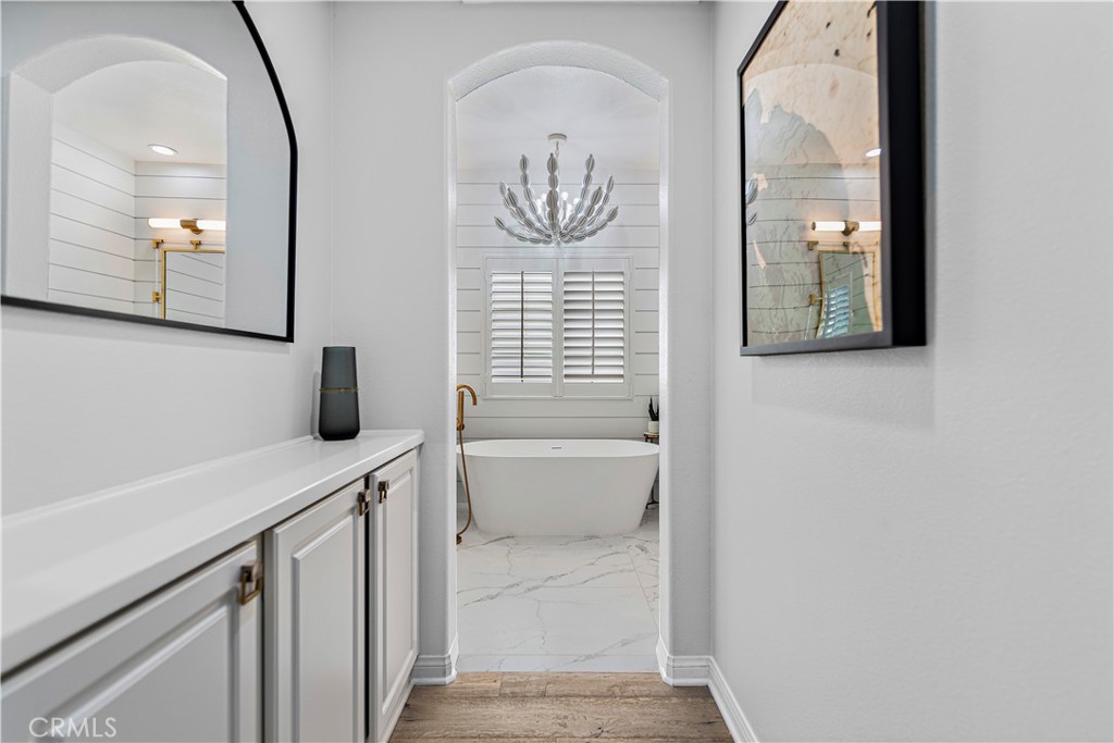 39 Bedstraw Loop Ladera Ranch, CA 92694 - Photo 22 of 63 Entry to Master Bath