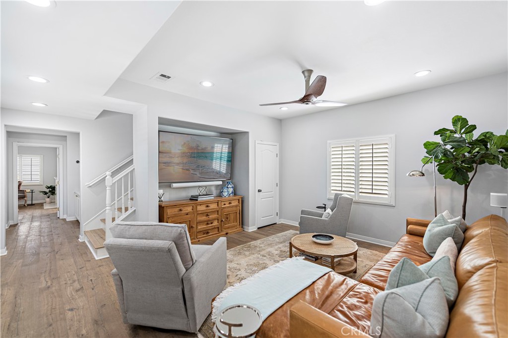 39 Bedstraw Loop Ladera Ranch, CA 92694 - Photo 27 of 63 2nd level large loft