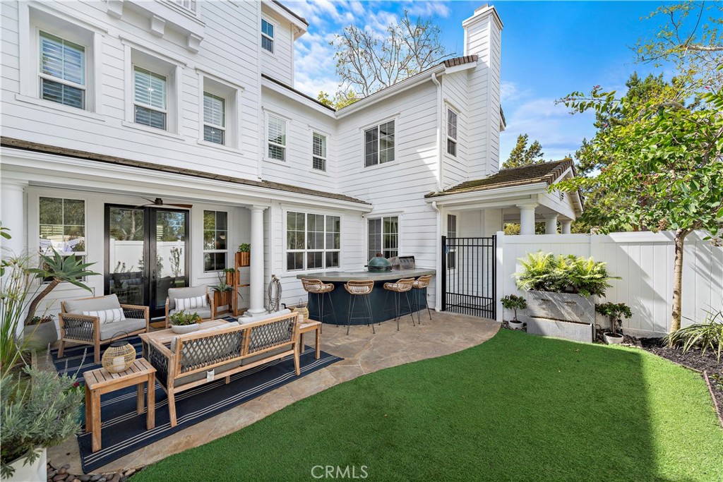 39 Bedstraw Loop Ladera Ranch, CA 92694 - Photo 34 of 63 Artificial Turf