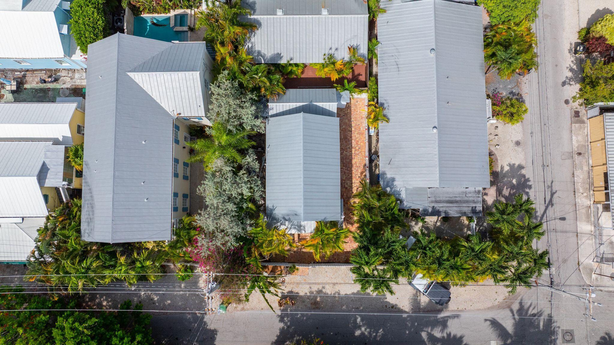 1222 Florida Street Key West, FL 33040 - Photo 5 of 38 37_KLS_1222FLORIDAST-11