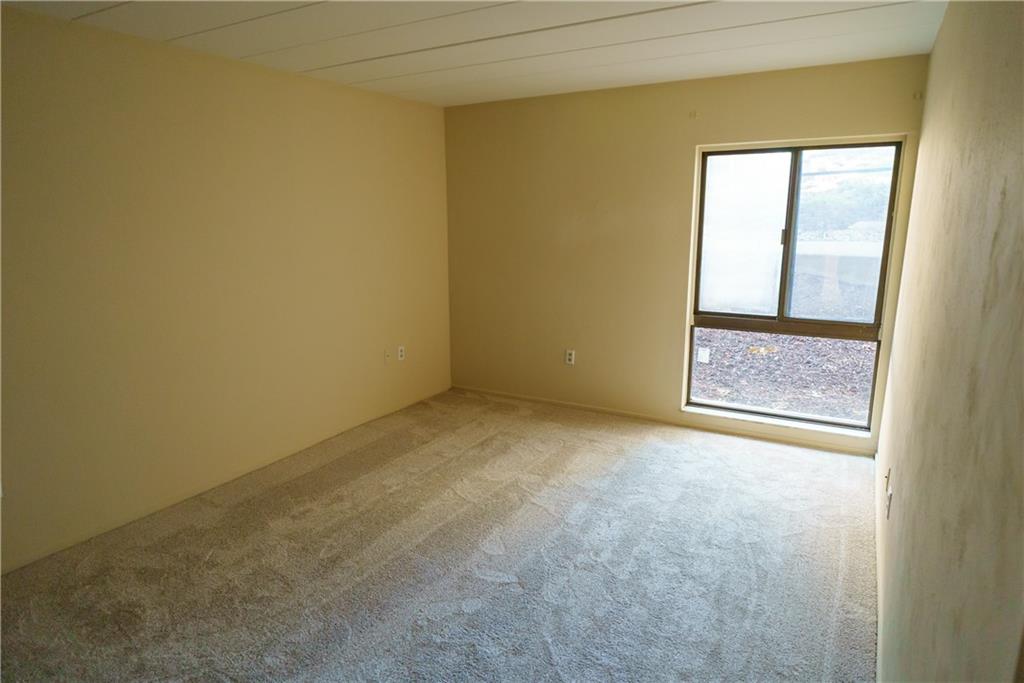 2034 Swallow Hill Road, Unit 320 Pittsburgh, PA 15220 - Photo 14 of 20 Gallery Image 14