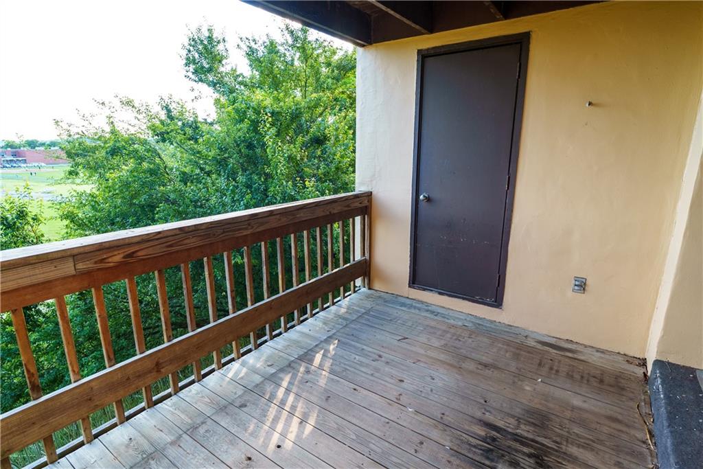 2034 Swallow Hill Road, Unit 320 Pittsburgh, PA 15220 - Photo 17 of 20 Gallery Image 17