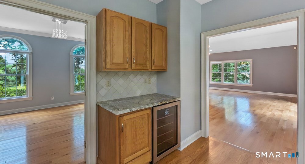 21 Cobblers Mill Road Newtown, CT 06482 - Photo 12 of 38 Gallery Image 12