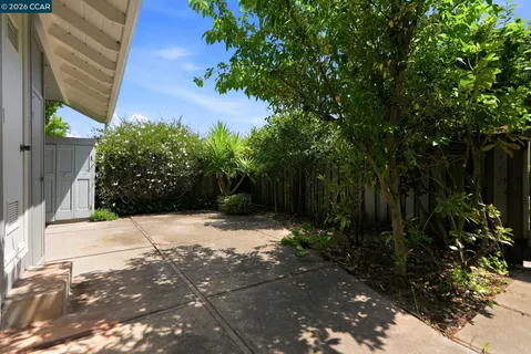 $759,000 | 143 Miramonte Drive, Moraga, CA 94556