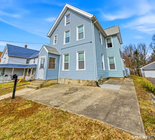 $374,900 | 47 Highland Avenue, Naugatuck, CT 06770