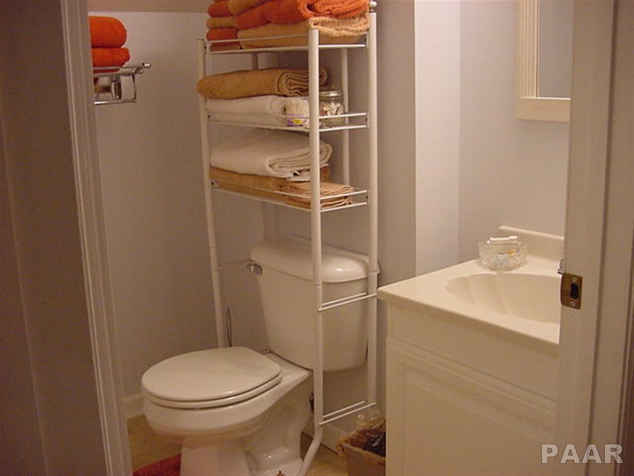 1425 North Kickapoo Creek Road Peoria, IL 61604 - Photo 13 of 20 Gallery Image 13