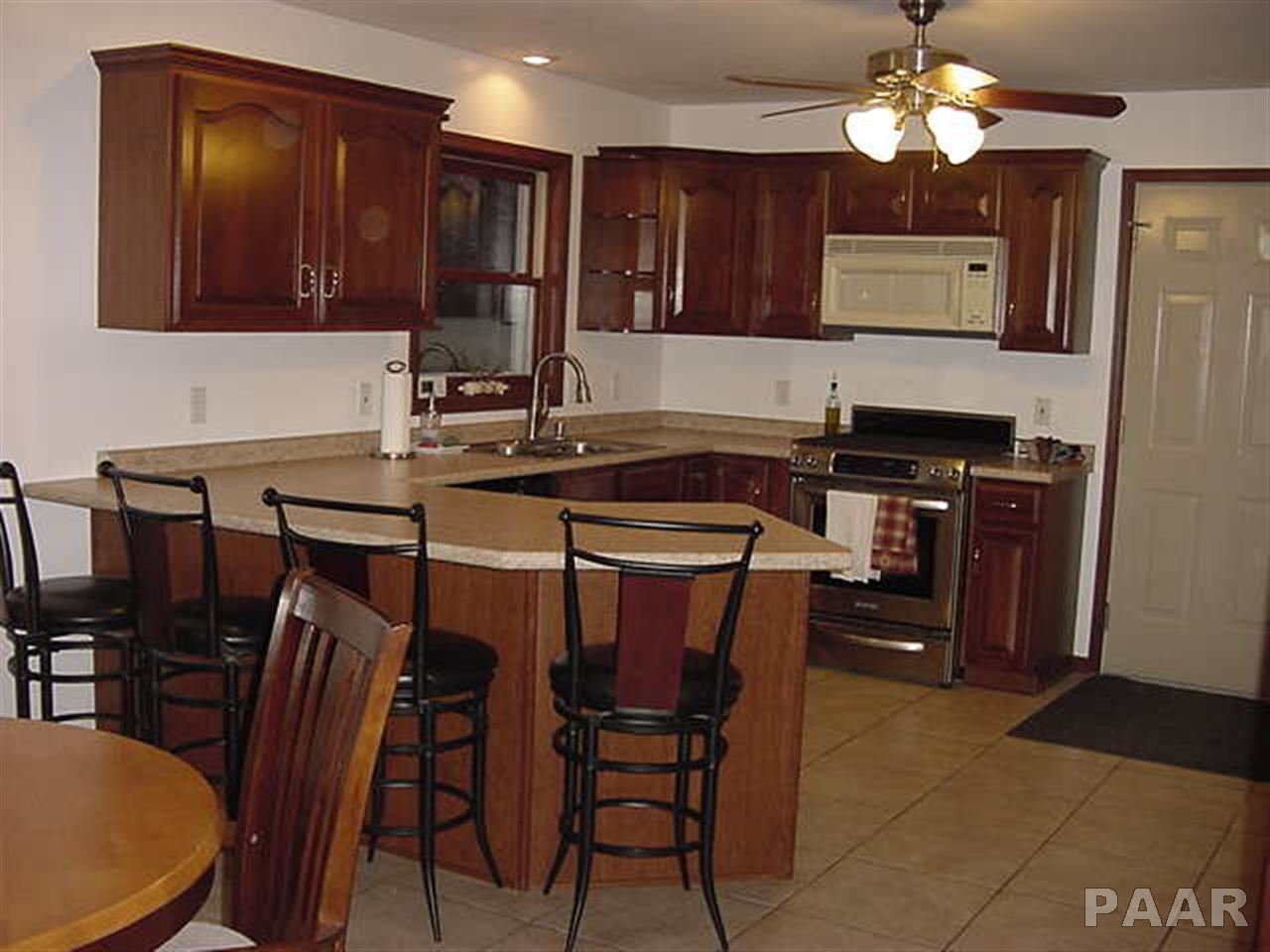 1425 North Kickapoo Creek Road Peoria, IL 61604 - Photo 6 of 20 Gallery Image 6
