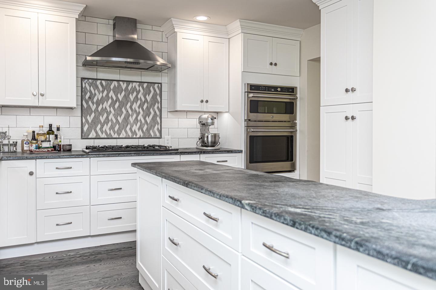5997 Carversville Road Doylestown, PA 18902 - Photo 8 of 55 Gallery Image 8