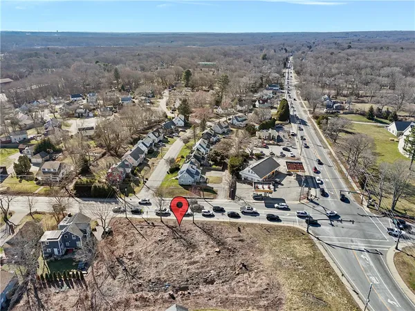 $300,000 | 344 Tower Hill Road, North Kingstown, RI 02852