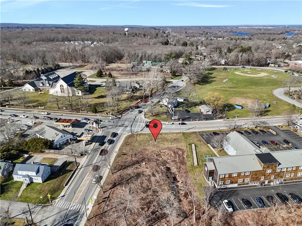 $300,000 | 344 Tower Hill Road, North Kingstown, RI 02852