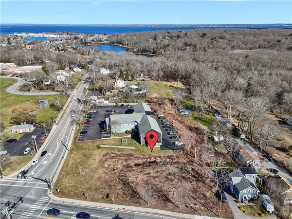 $300,000 | 344 Tower Hill Road, North Kingstown, RI 02852