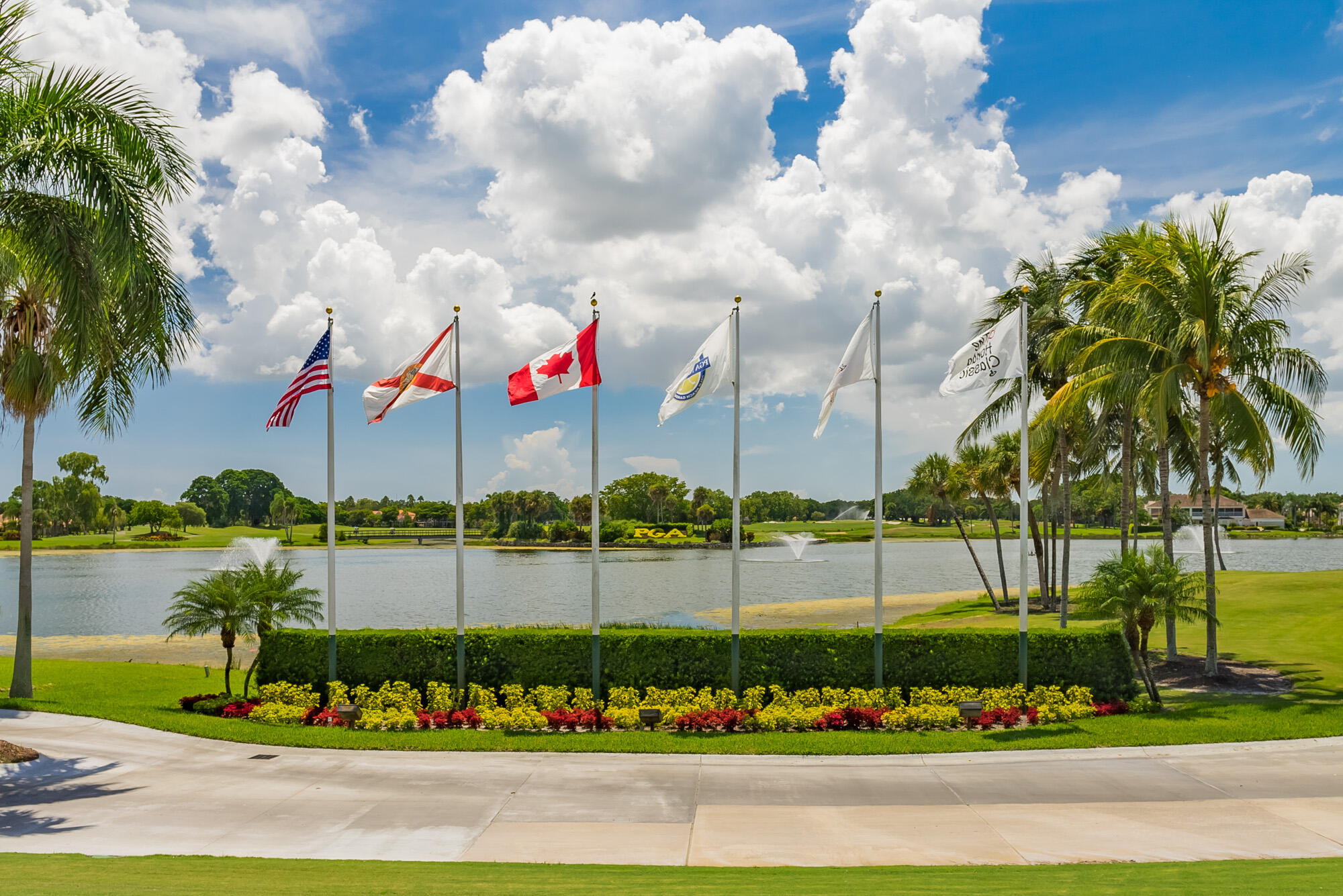25 Commodore Place Palm Beach Gardens, FL 33418 - Photo 44 of 68 PGA National_11_resort-flags