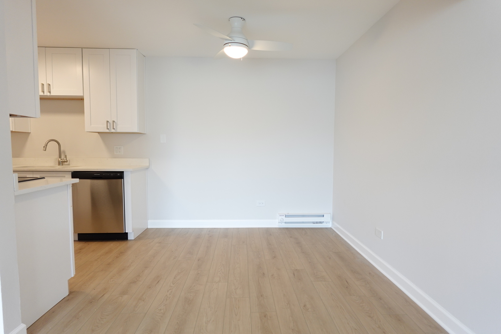 870 East Old Willow Road, Unit 153 Prospect Heights, IL 60070 - Photo 8 of 29