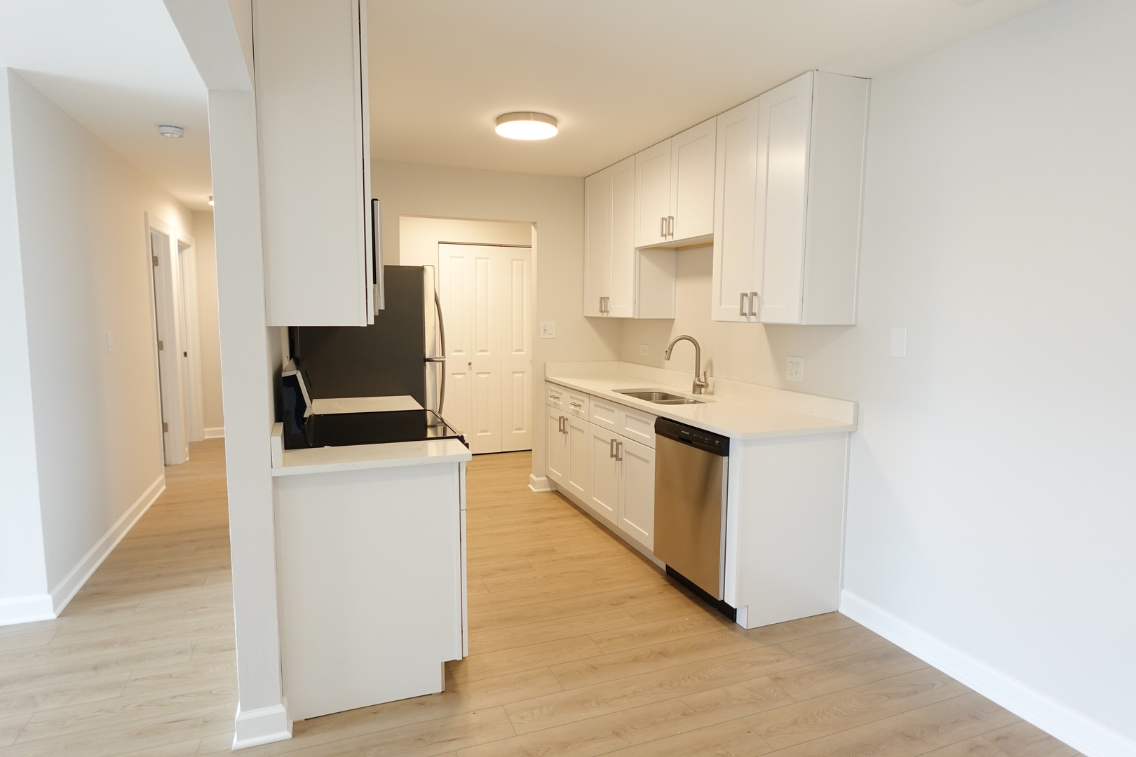 870 East Old Willow Road, Unit 153 Prospect Heights, IL 60070 - Photo 10 of 29