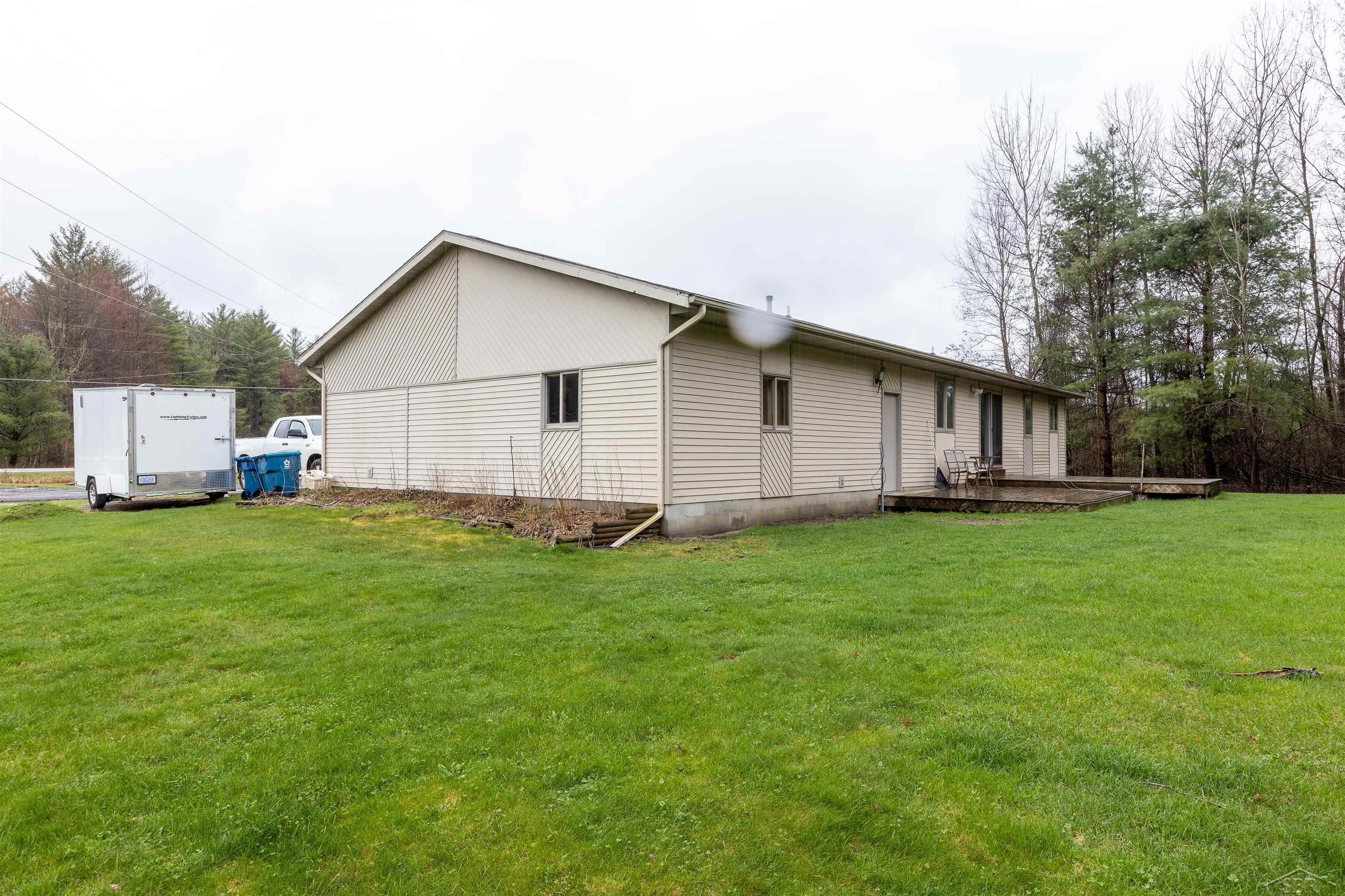 2043-2047 North Neiner Road Sanford, MI 48657 - Photo 26 of 28