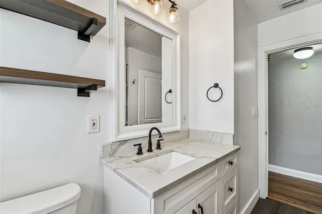 $5,400 | 642 Geneva Place, Tampa, FL 33606