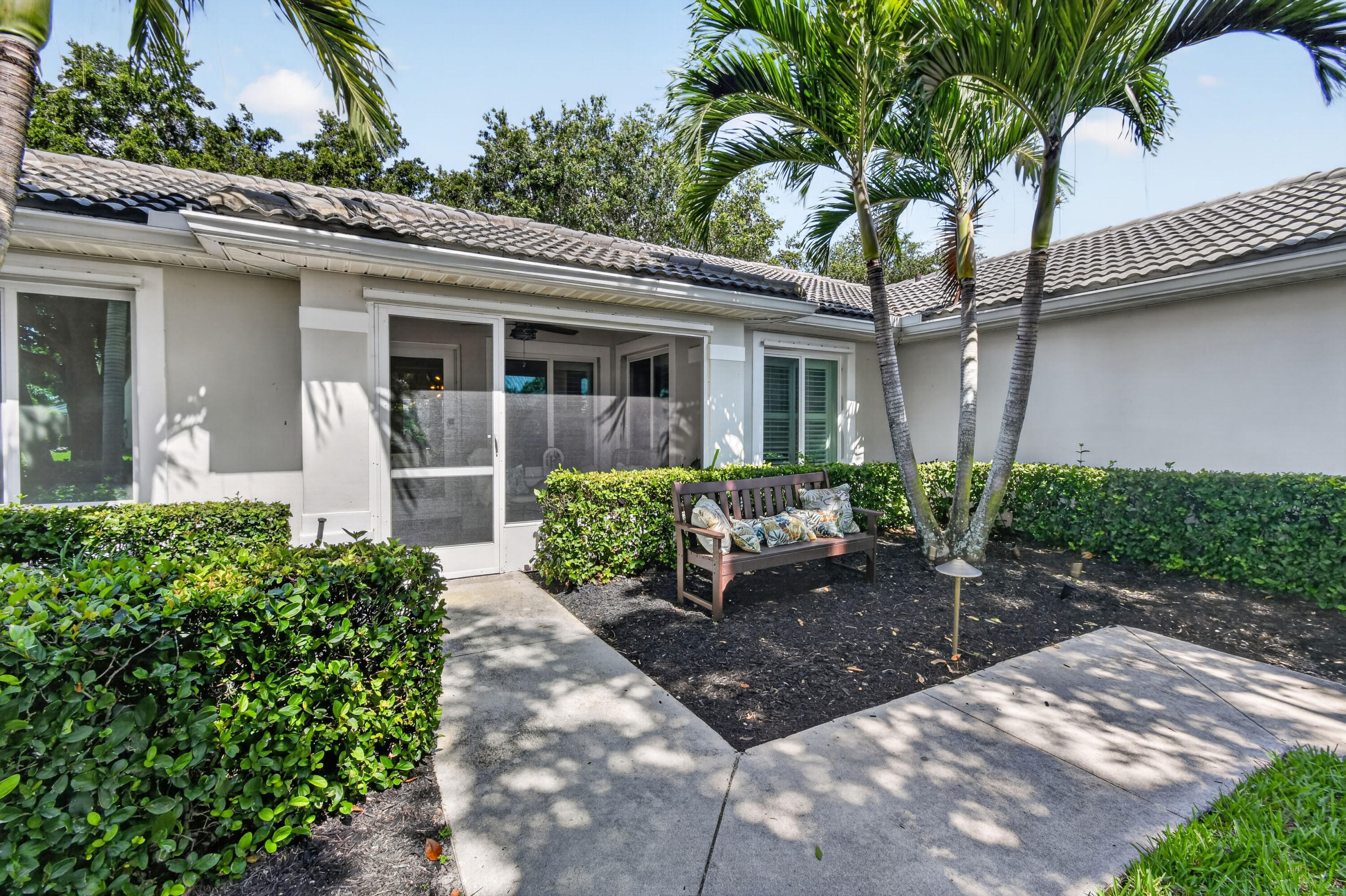 252 Coconut Point Jupiter, FL 33458 - Photo 4 of 61 252CoconutPoint(11)