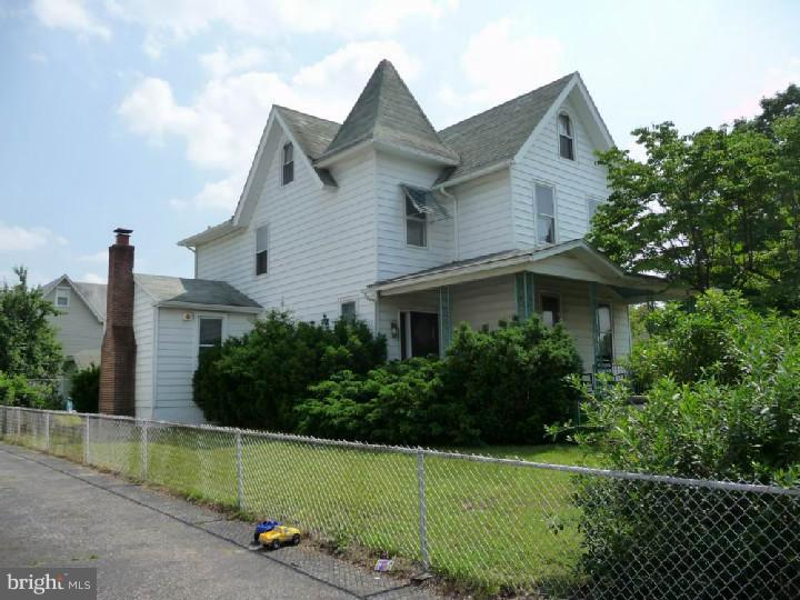 220 New Jersey Avenue Riverside, NJ 08075 - Photo 2 of 19 Exterior Side