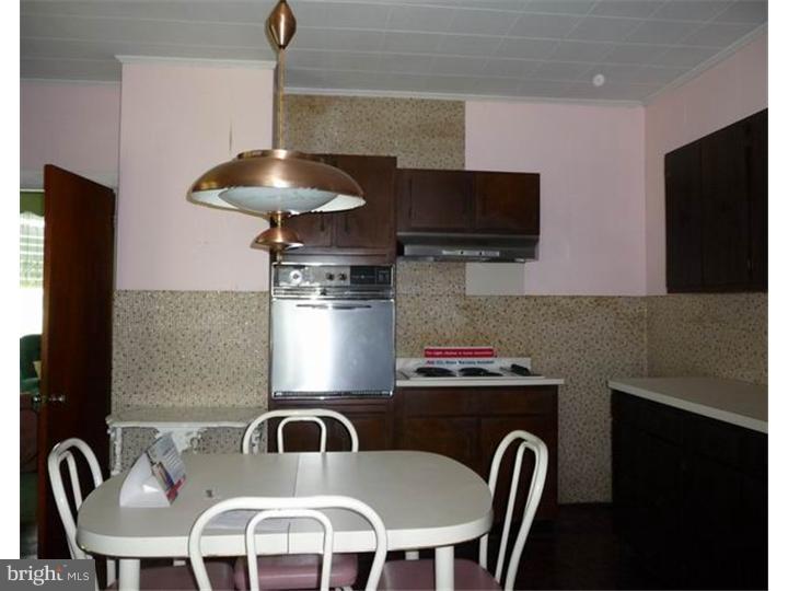 220 New Jersey Avenue Riverside, NJ 08075 - Photo 8 of 19 Kitchen