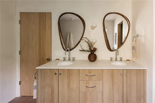 $1,595,000 | 4781 Round Top Drive, Los Angeles, CA 90041