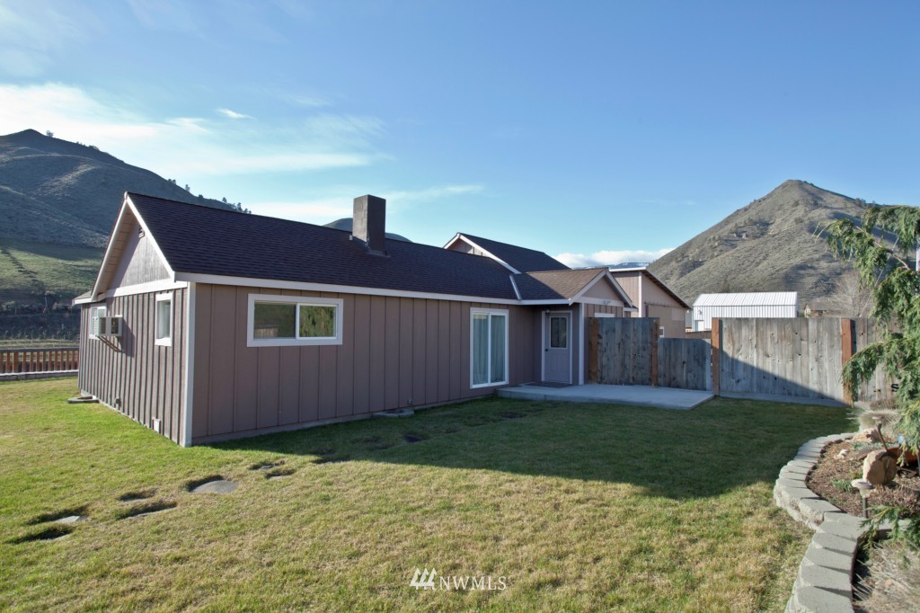 2775 Squilchuck Road Wenatchee, WA 98801 - Photo 19 of 21