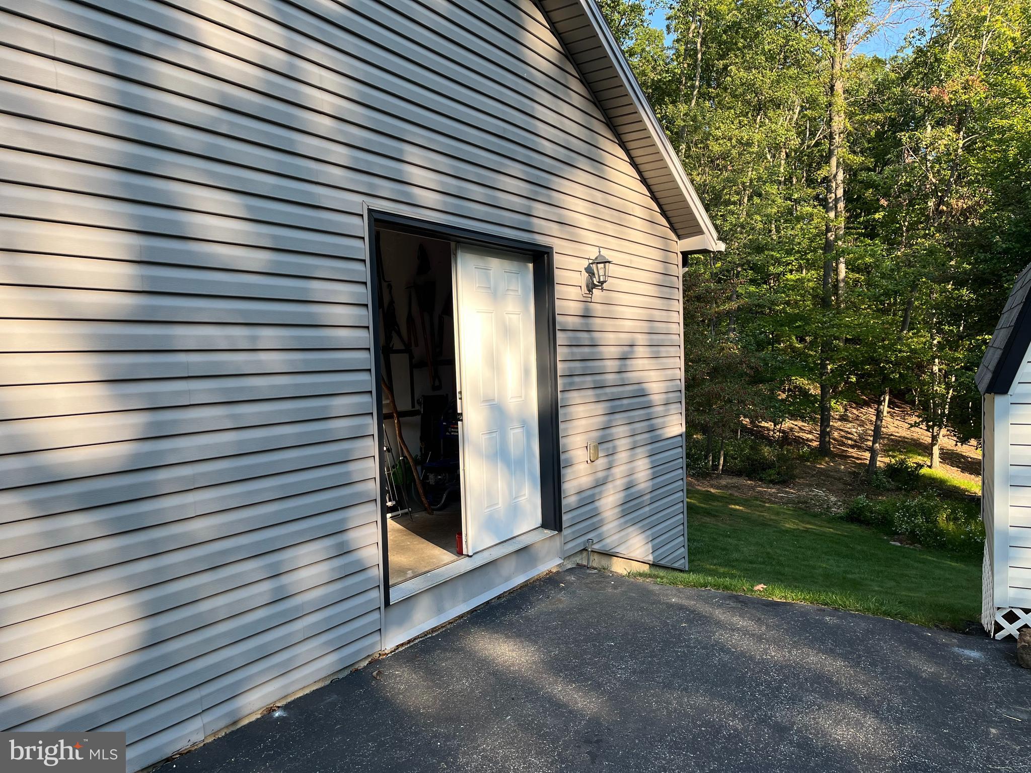 1127 Kuhn Road Boiling Springs, PA 17007 - Photo 46 of 46 Integrated Shed