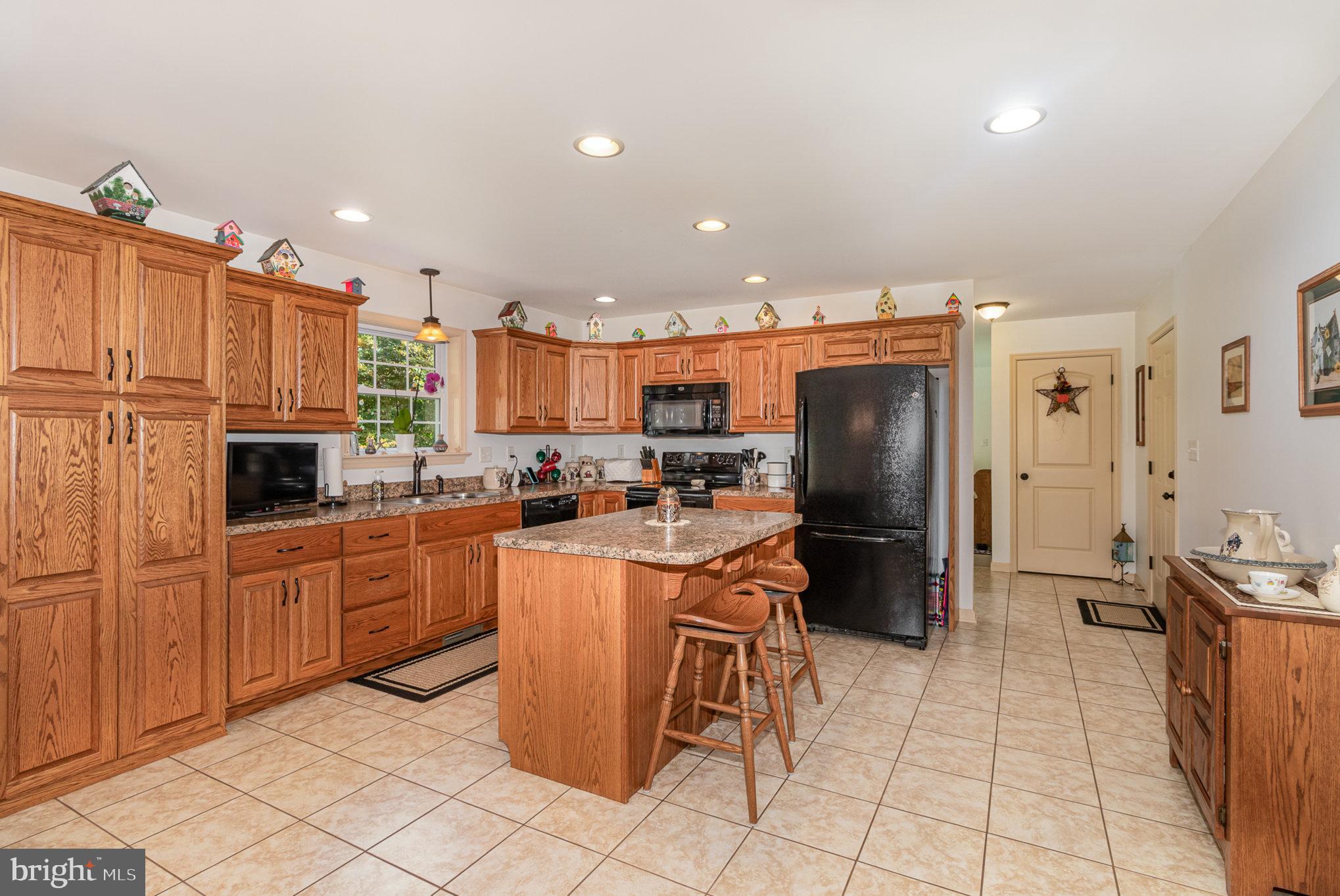 1127 Kuhn Road Boiling Springs, PA 17007 - Photo 10 of 46 Gallery Image 10