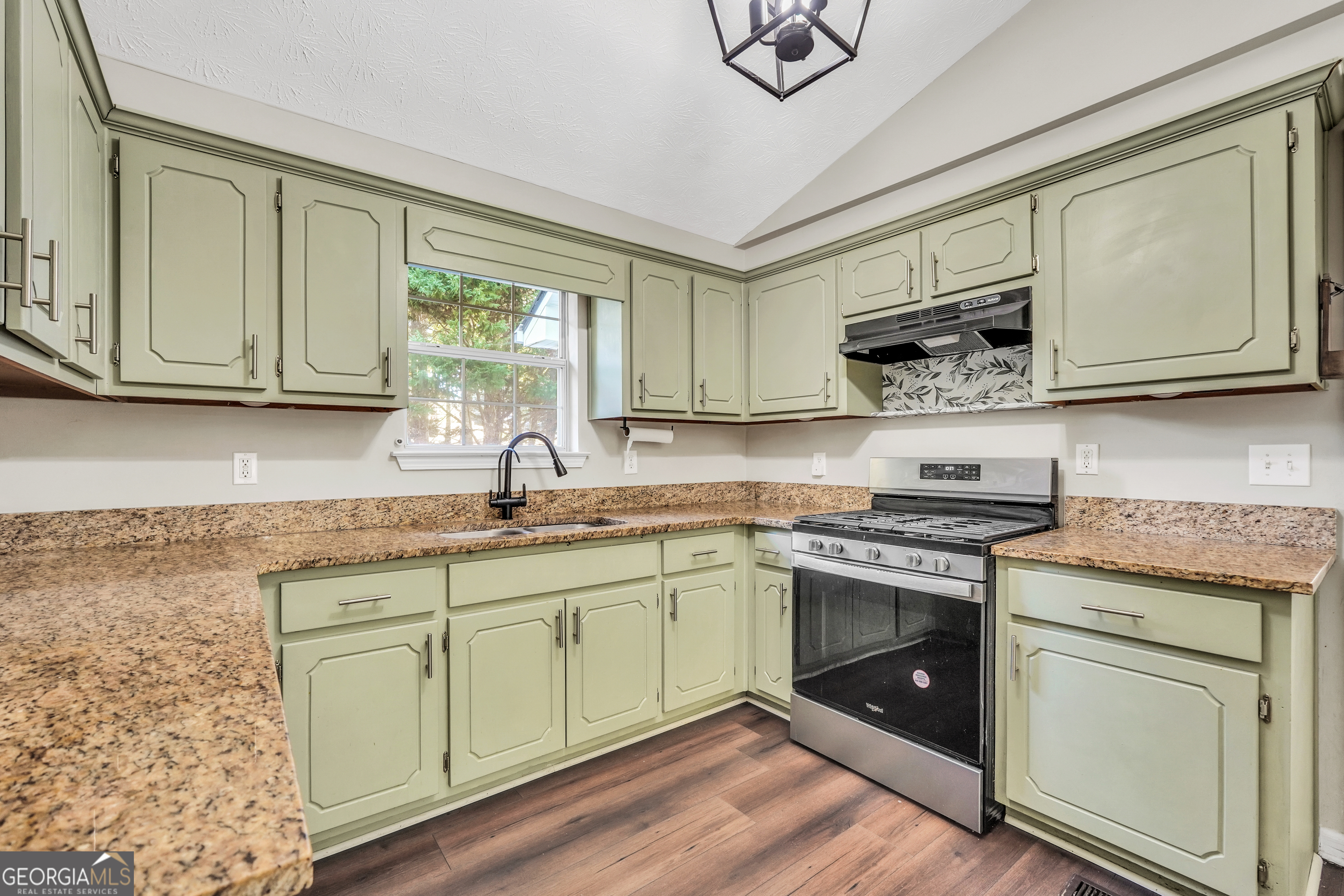114 Aristocratic Way Locust Grove, GA 30248 - Photo 12 of 41